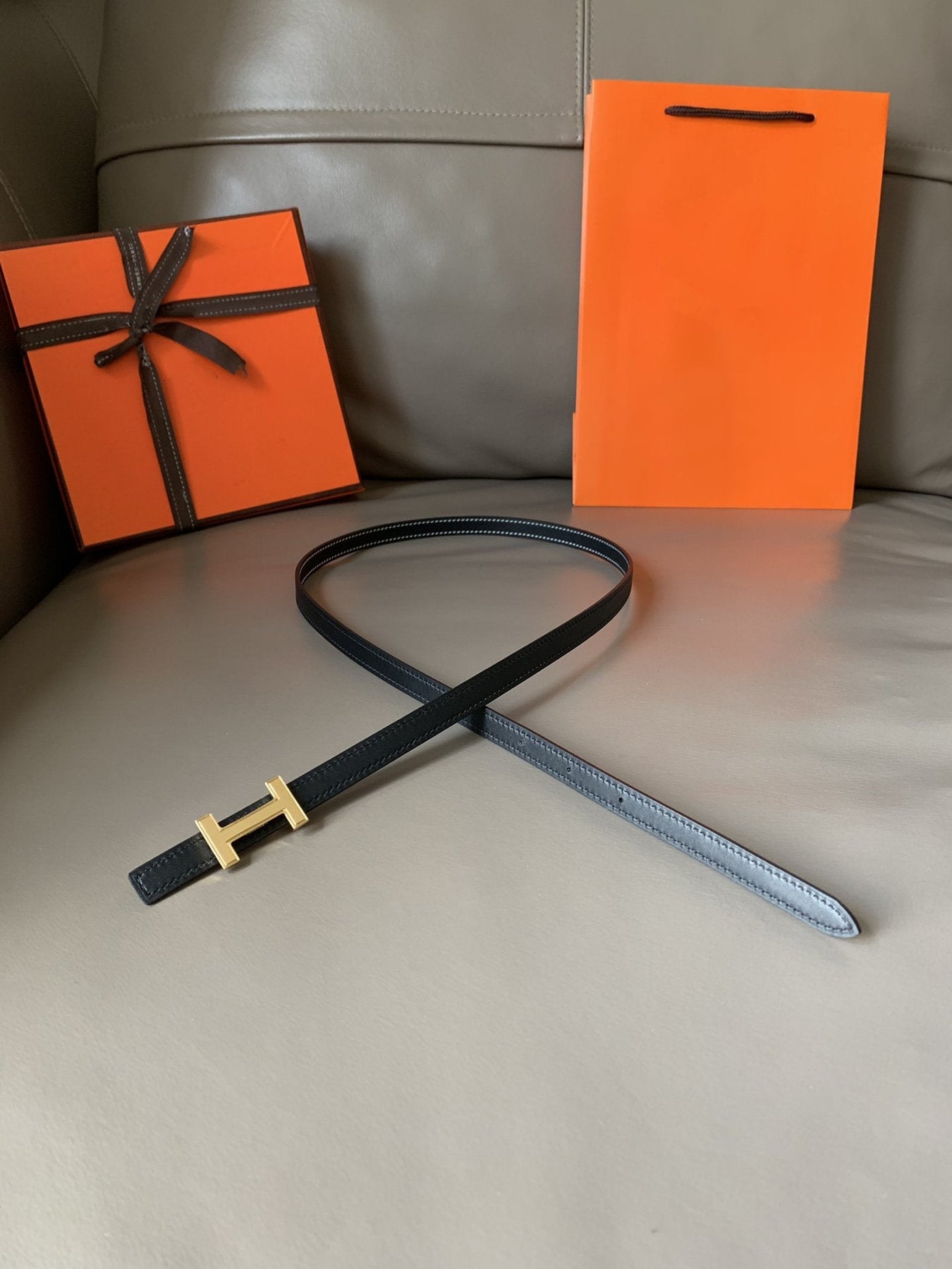 FOCUS BELT GOLD BUCKLE BLACK REVERSIBLE LEATHER 1.3CM