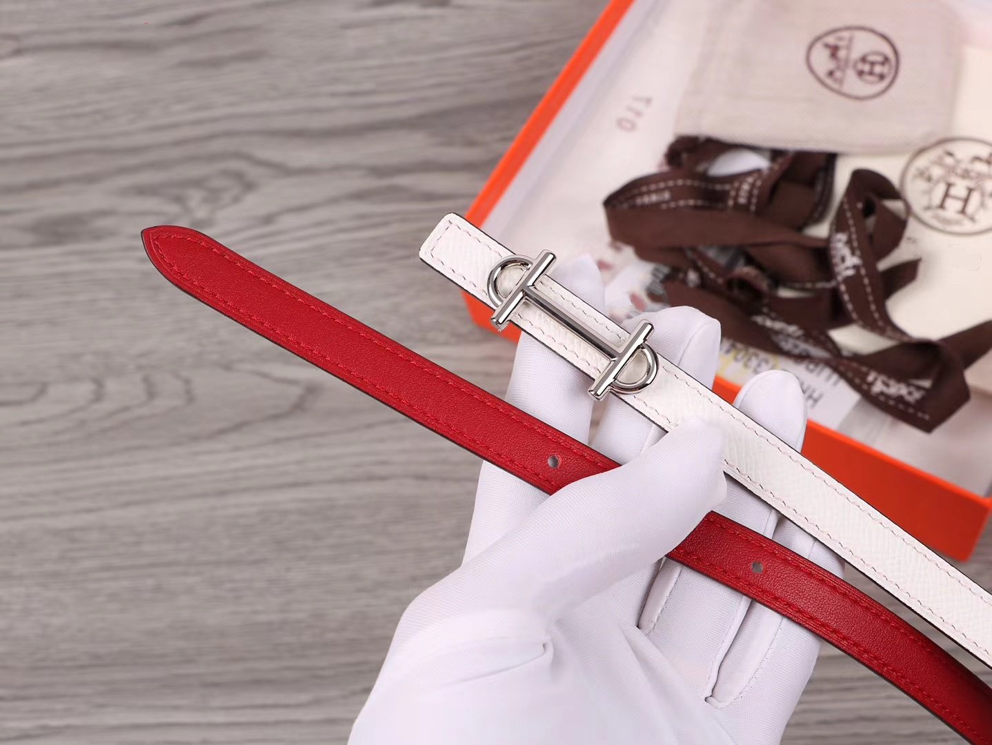 H WOMEN'S BELT 13MM SILVER BUCKLE RED WHITE LEATHER