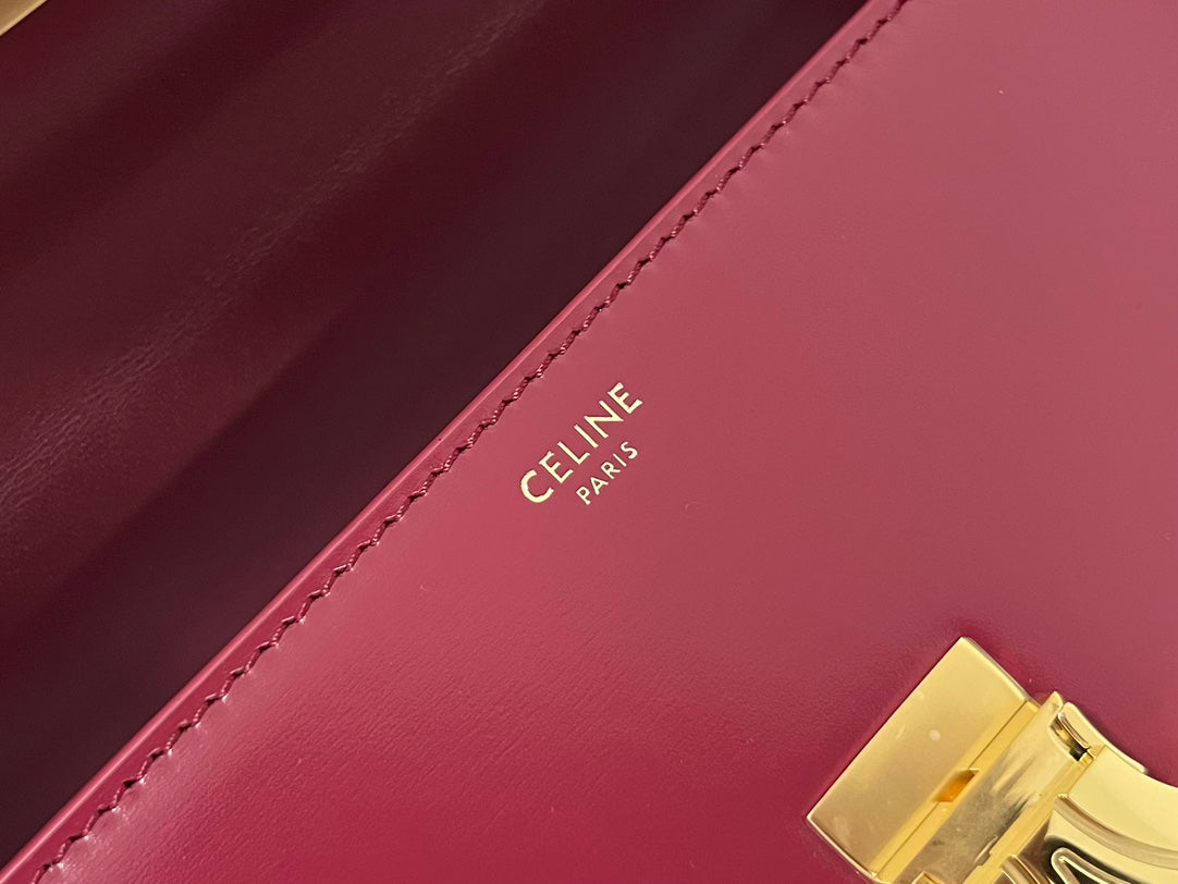 CLASSIC TRIOMPHE 20 RED CALFSKIN
