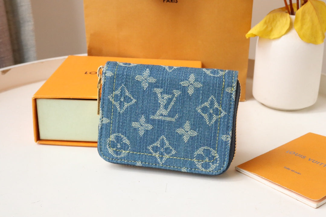 LV ZIPPY COIN 11CM BLUE DENIM