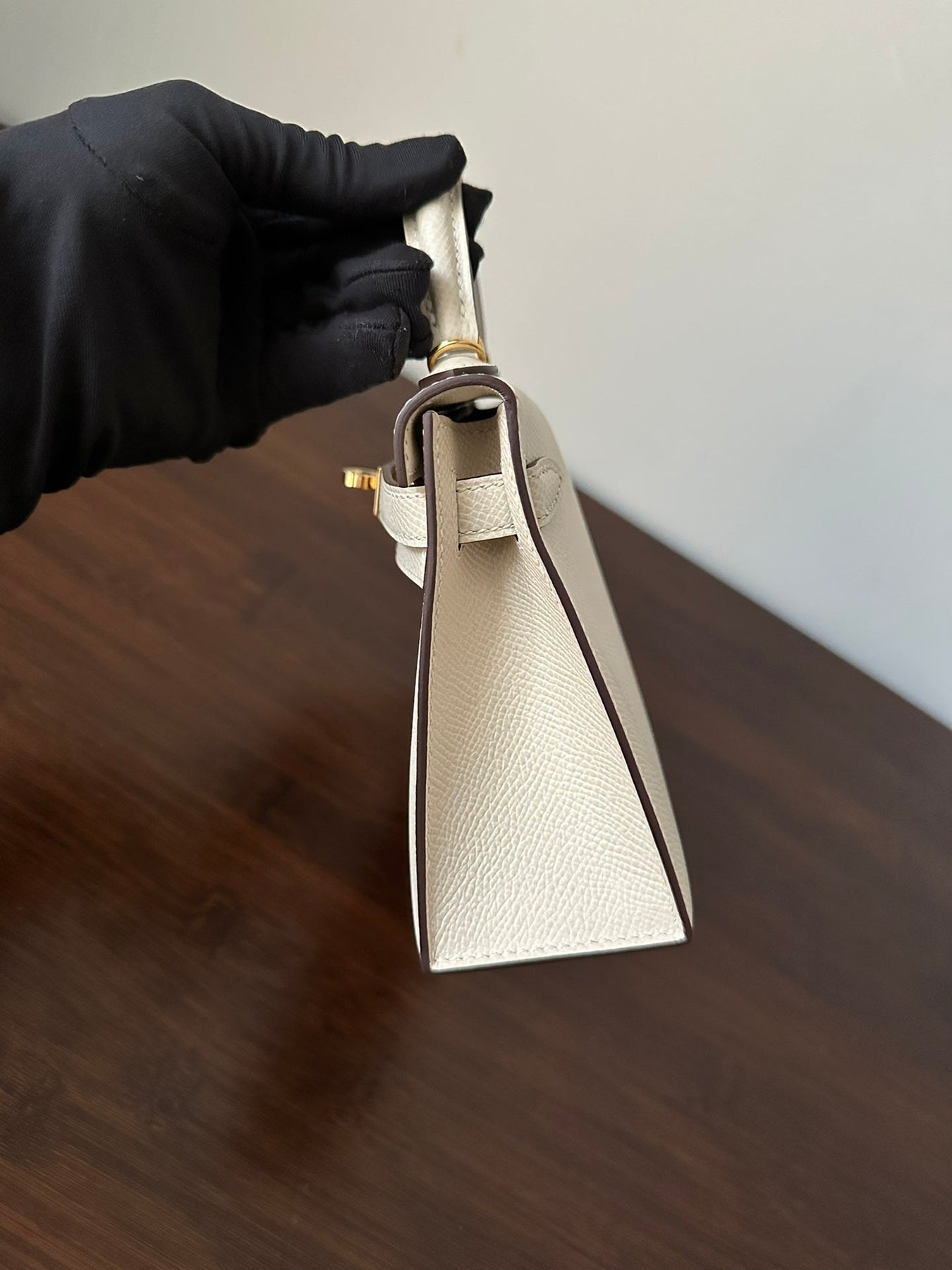 HM KELLY MINI 19 WHITE EPSOM GOLD HARDWARE