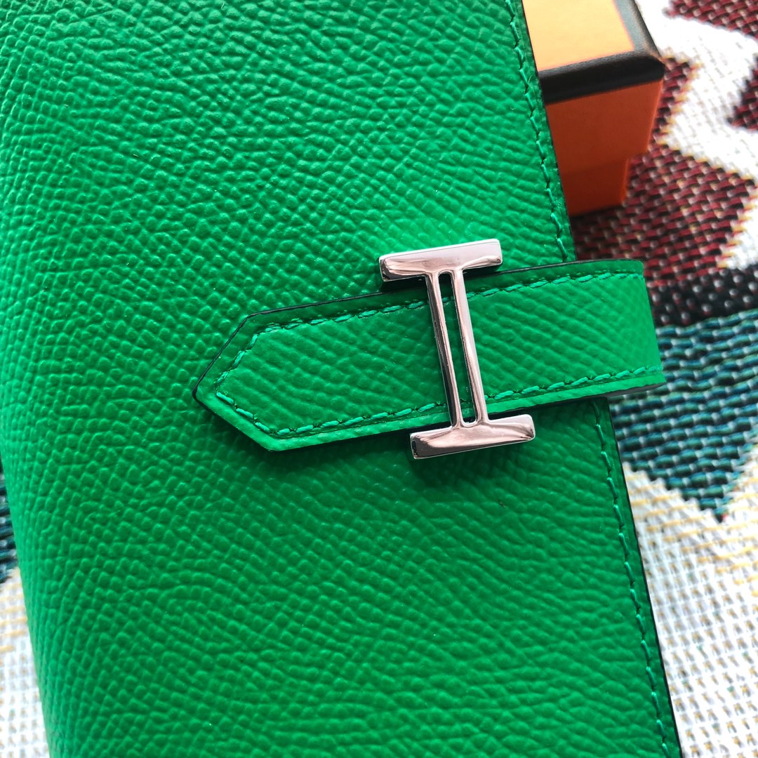 BEARN COMPACT WALLET 12 IN EMERALD GREEN EPSOM LEATHER