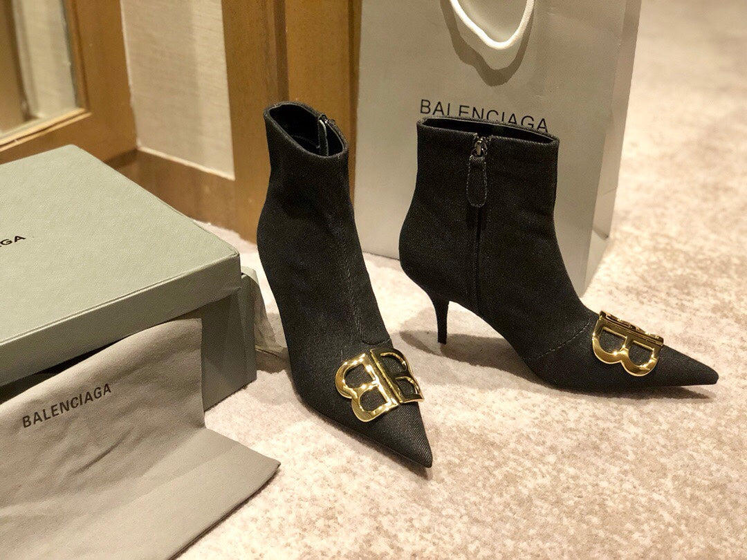 POINTED-TOE HIGH HEEL 80 MM ANKLE BOOTS IN BLACK DENIM