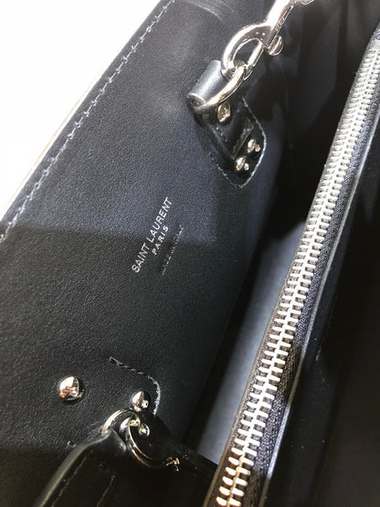 SAC DE 26 HANDBAG BLACK CALFSKIN