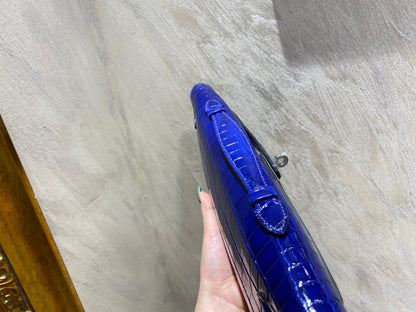 KELLY CUT 31 IN ADMIRAL BLUE SHINNY ALLIGATOR LEATHER WITH SILVER HARDWARE