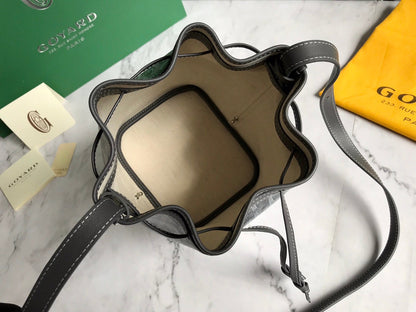 PETIT FLOT BUCKET BAG 22 IN GRAY GOYARDINE CANVAS AND LAMBSKIN TRIM