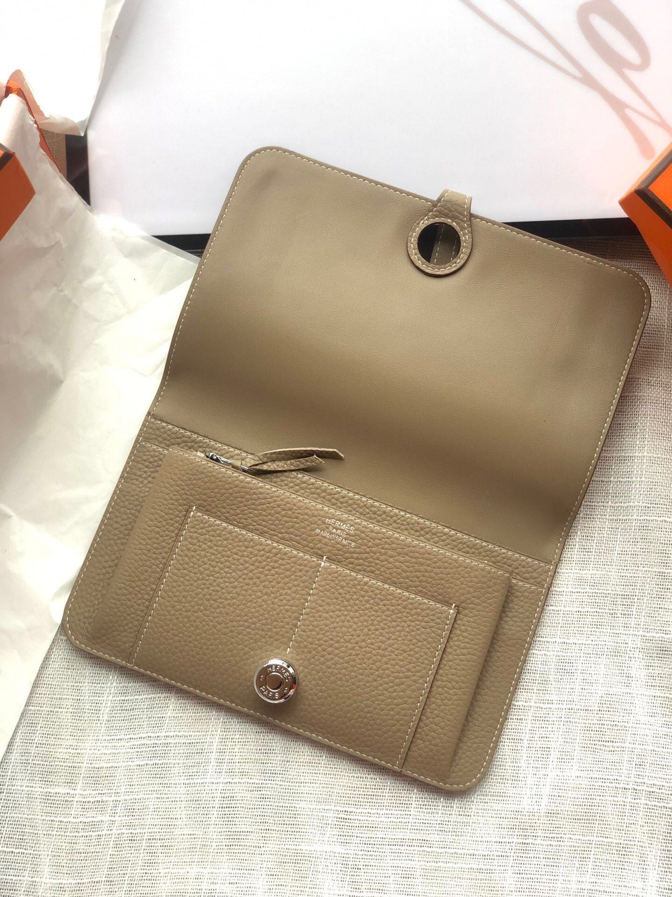 HM Dogon Wallet 20 KHAKI Togo Shw