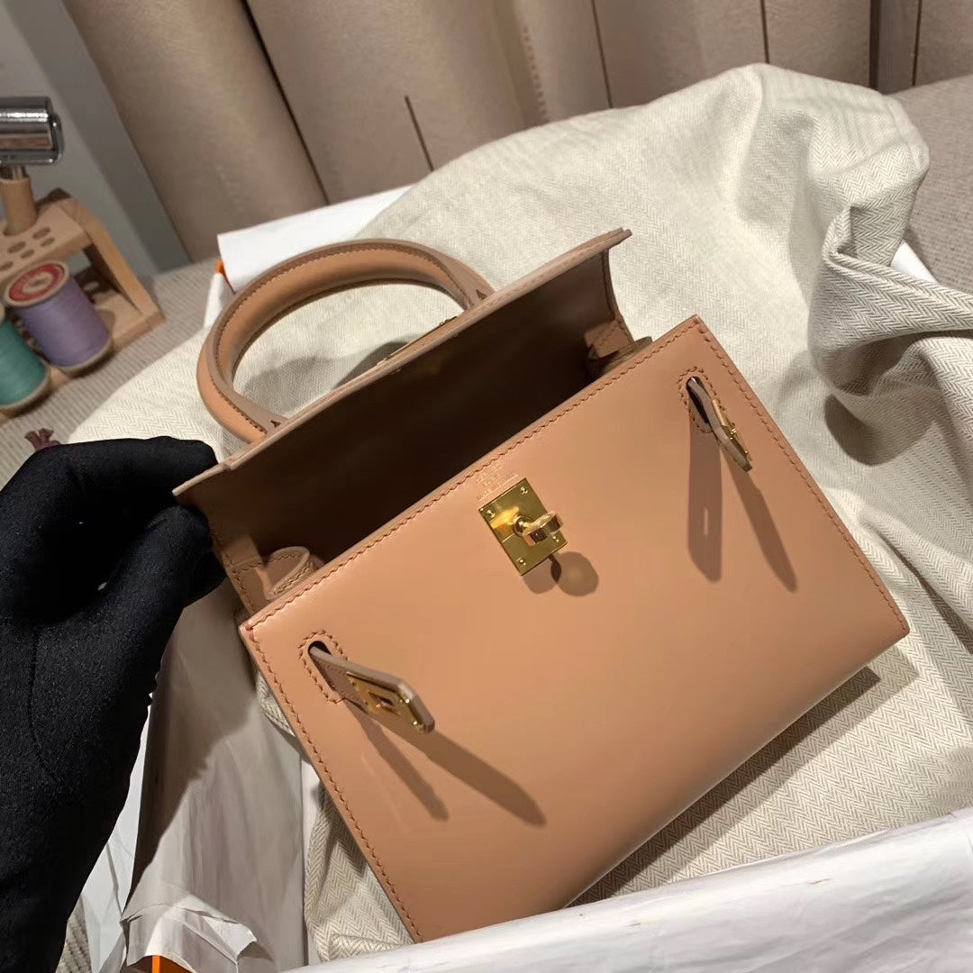 KELLY MINI 20 BAG IN CORAL PINK SMOOTH CALFSKIN WITH GOLD HARDWARE