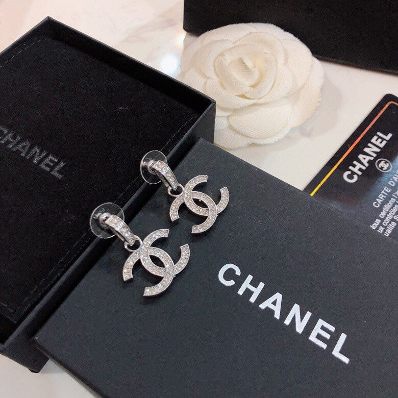 DOUBLE C STUD EARRINGS IN SILVER METAL FULL WHITE CRYSTALS