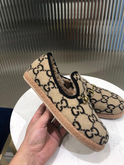 GG HORSEBIT LOAFER IN BEIGE MIX BLACK WOOL AND LAMB FUR LINING