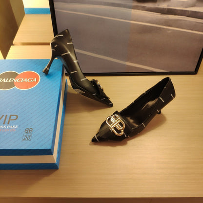 POINTED TOE PUMPS BLACK WITH LOGO PRINT SMOOTH CALFSKIN