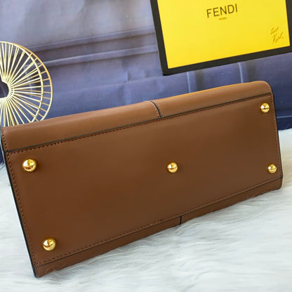 Peekaboo X-lite medium 30cm Bag tan lambskin gold hardware