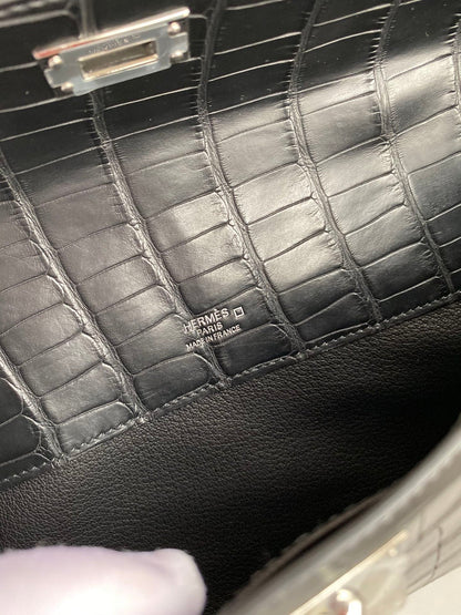 KELLY CUT 31 IN BLACK ALLIGATOR LEATHER WITH SILVER HARDWARE