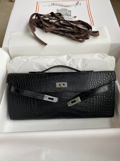 KELLY CUT 31 IN BLACK ALLIGATOR LEATHER WITH SILVER HARDWARE