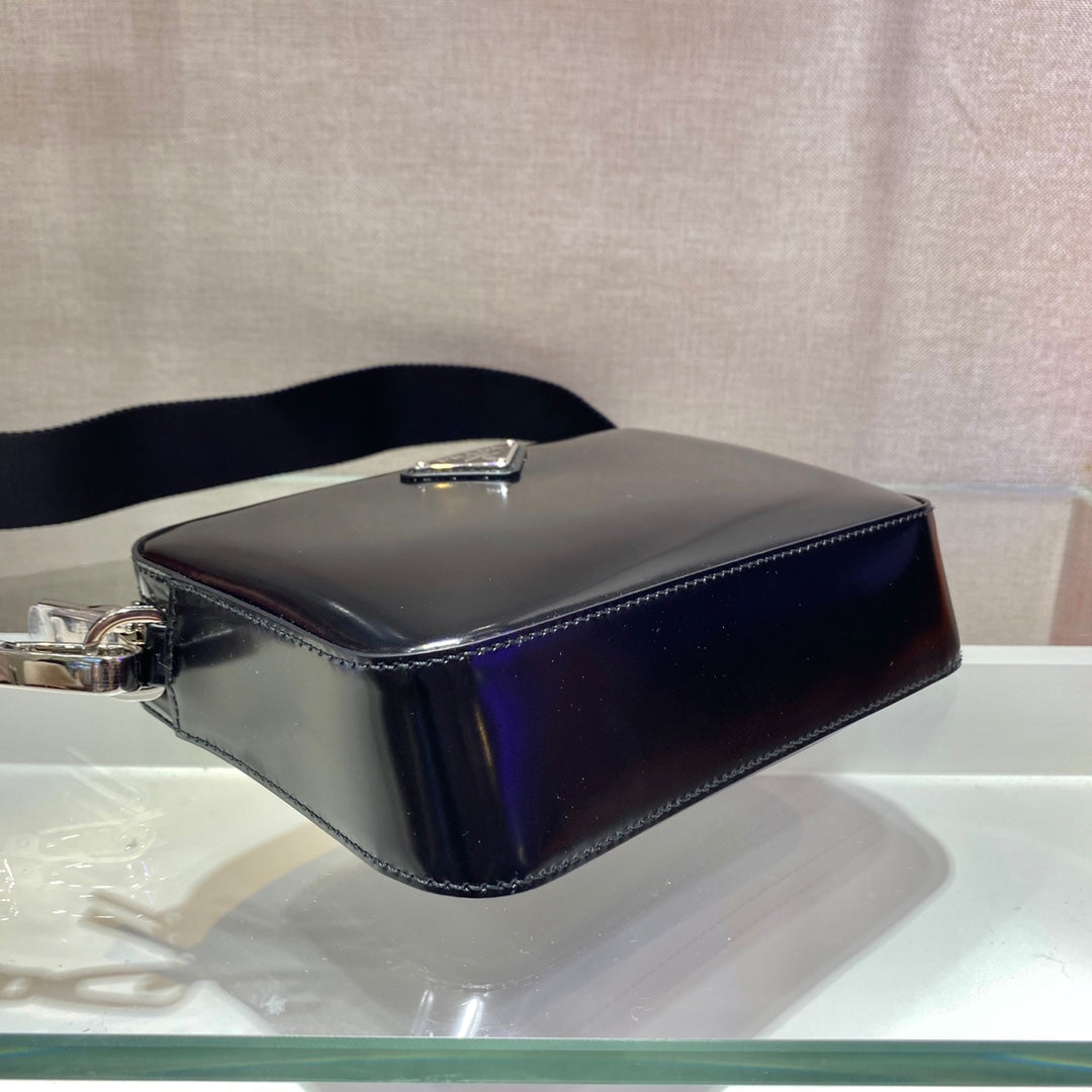 MARIO BRIQUE CROSSBODY BAG 19 IN PATENT BLACK LEATHER