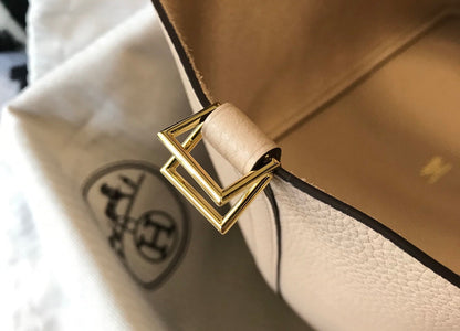 picotin lock 18 light beige togo ghw