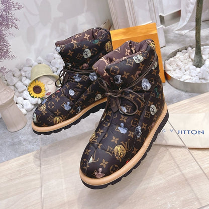 PILLOW COMFORT ANKLE BOOTS IN CHOCOLATE BROWN MONOGRAM NYLON