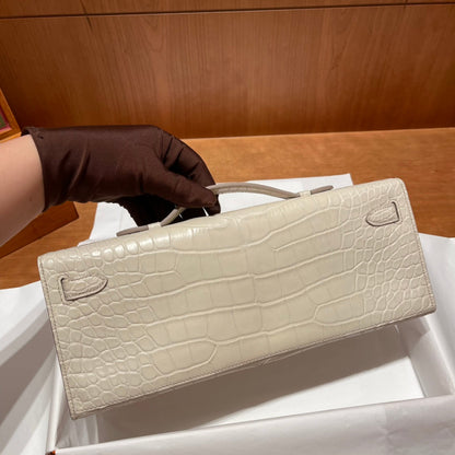 KELLY CUT 31 IN WHITE CREAM ALLIGATOR LEATHER WITH GOLD HARDWARE
