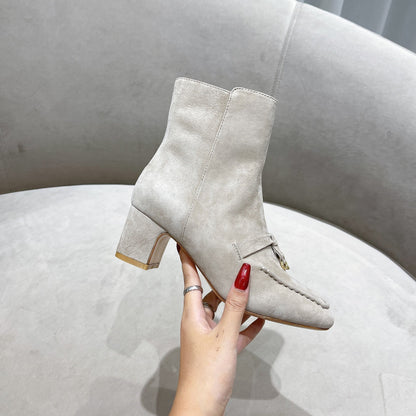 LP CHARMS ANKLE BOOTS METAL LOCK LIGHT GRAY SUEDE