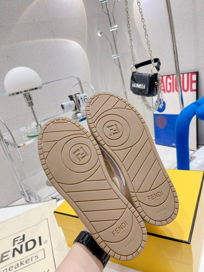 FENDI CASUAL SNEAKER IN TAN BEIGE CALFSKIN AND HEATHER PURPLE SUEDE