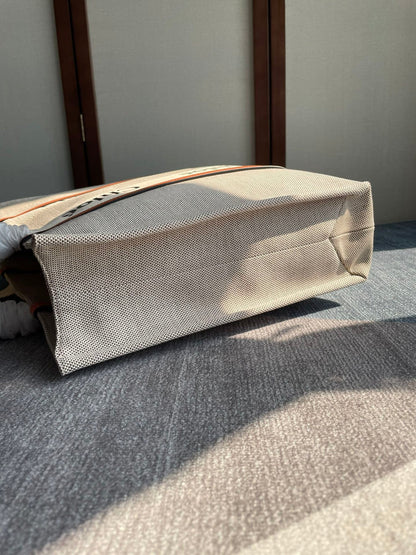 LAGRE WOODY TOTE BAG 45 IN BEIGE LINEN CANVAS BLACK WEBBING LOGO EMBROIDER ORANGE CALFSKIN