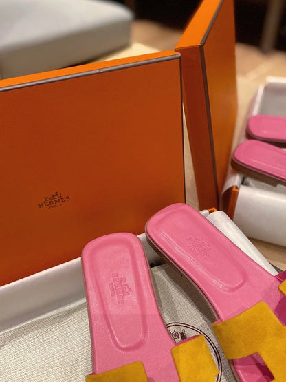 0RAN SANDALS IN DIJON YELLOW SUEDE AND DEEP PINK CALFSKIN