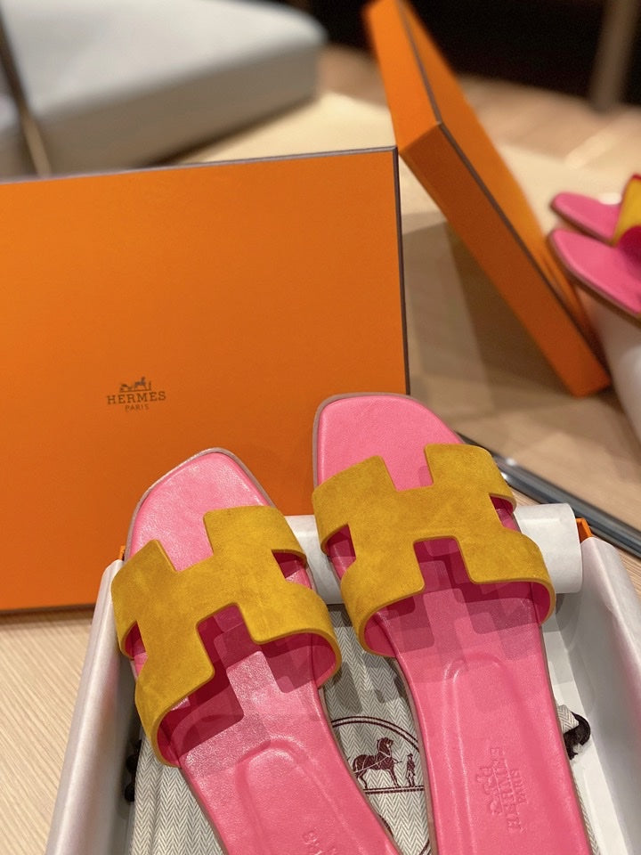 0RAN SANDALS IN DIJON YELLOW SUEDE AND DEEP PINK CALFSKIN