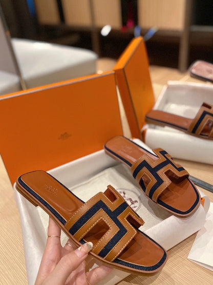 0RAN SANDALS IN BRONZE BROWN CALFSKIN AND BLACK CANVAS