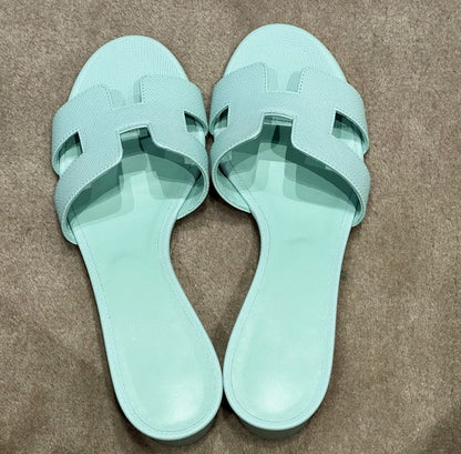 Oasis Sandal Epsom Calfskin Tiffa