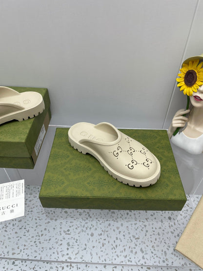 GG PLATFORM PERFORATED G SANDAL CREAM IP FOAM