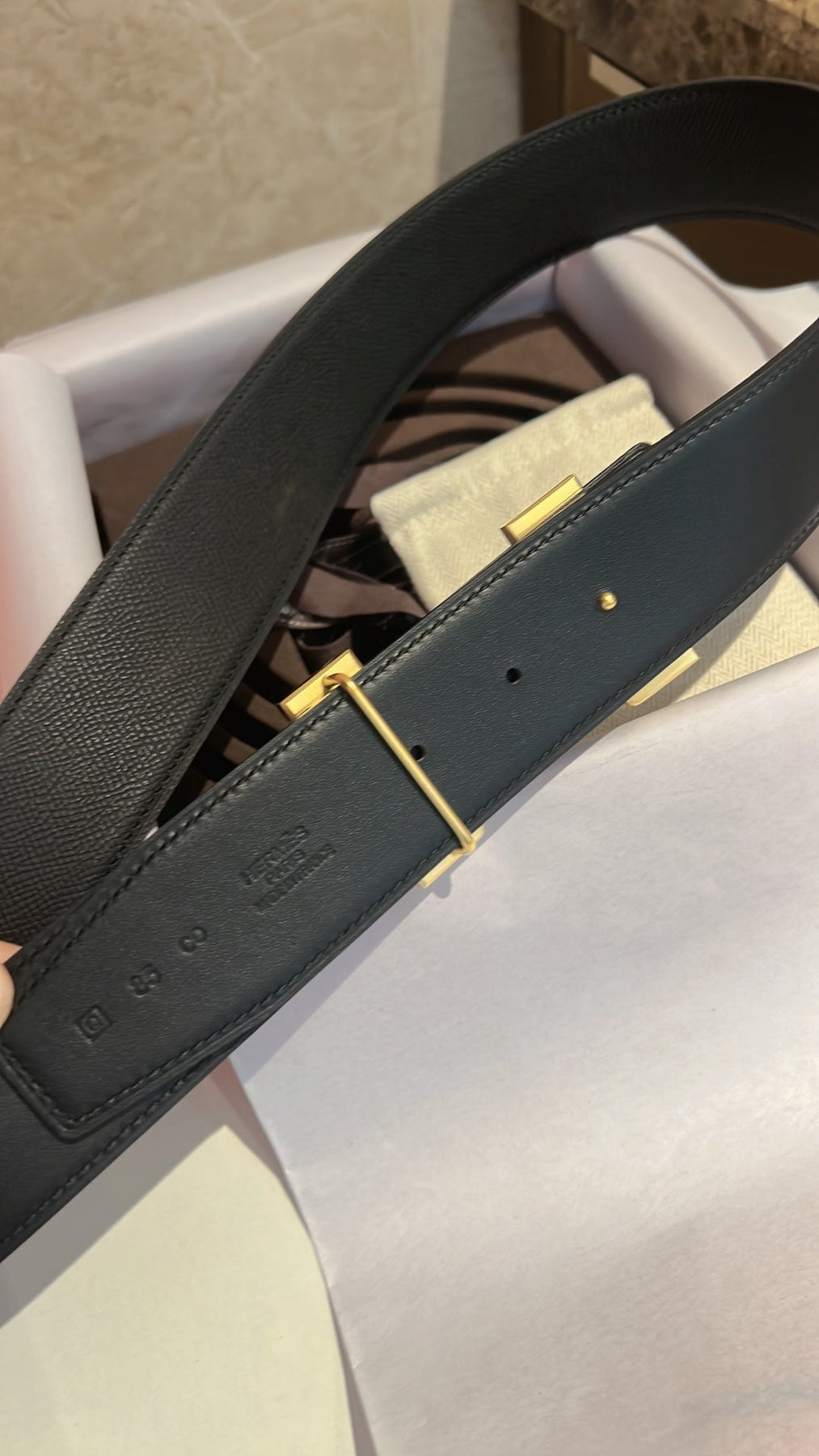 HM CONSTANCE BELT BUCKLE & REVERSIBLE BLACK LEATHER STRAP 42MM GOLD HARDWARE