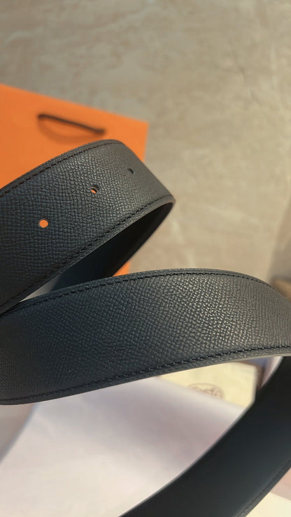 HM CONSTANCE BELT BUCKLE & REVERSIBLE BLACK LEATHER STRAP 42MM