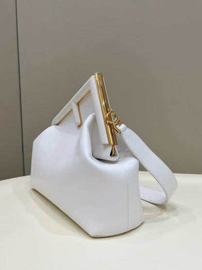 FENDI FIRST SMALL 32 IN WHITE NAPPA LEATHER BAG GOLD HARDWARE