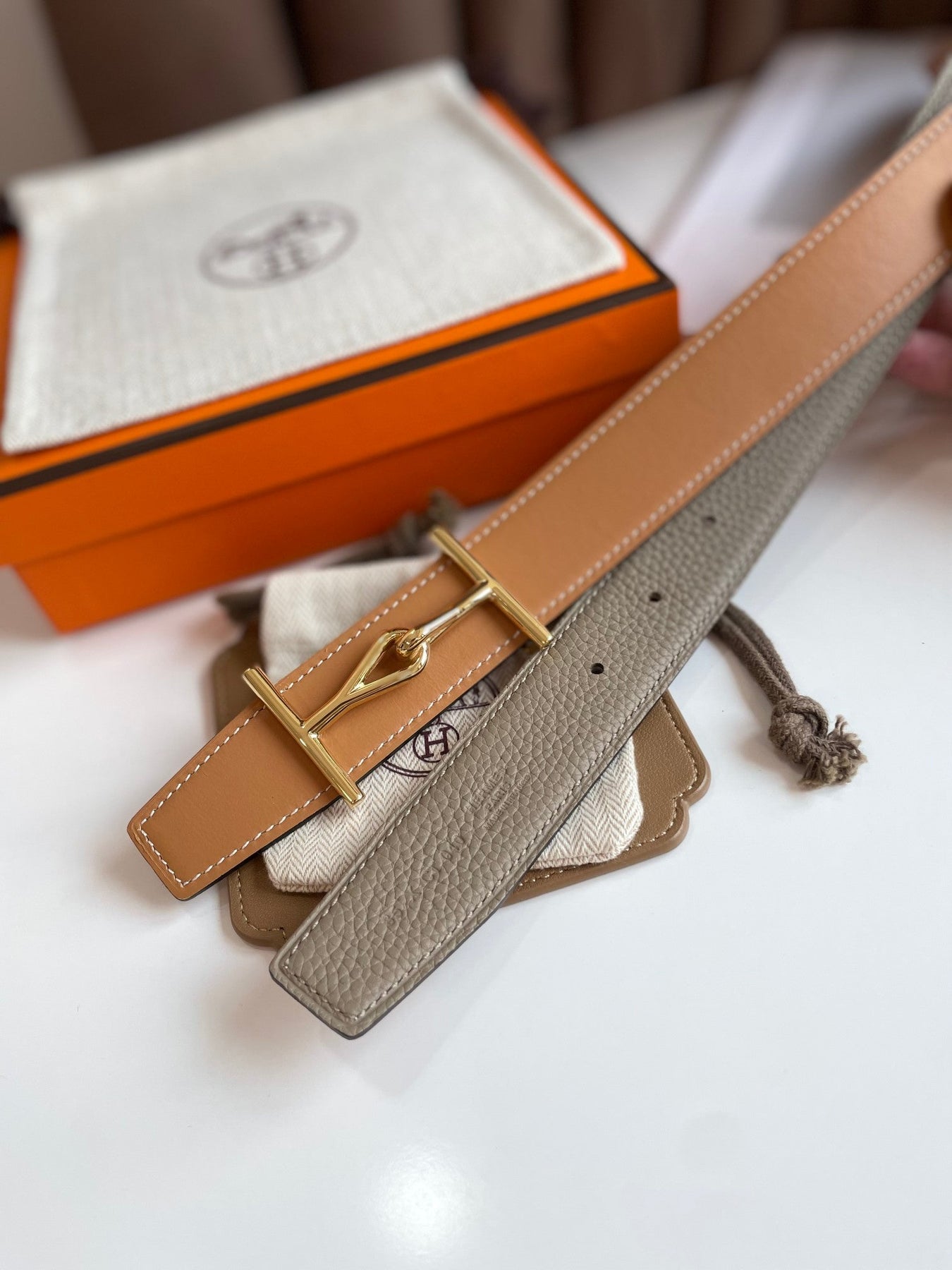 JUMBO BELT GOLD BUCKLE & REVERSIBLE CAMEL BROWN AND ORANGE LEATHER STRAP 32MM