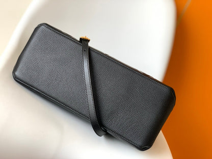 PETIT PALAIS PM MEDIUM SHOULDER BAG 29 IN BLACK EMBOSSED COWHIDE GOLD-TONE HARDWARE