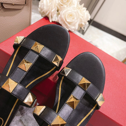 ROMAN STUD BLACK CALFSKIN FLAT SLIDE SANDAL 25 MM