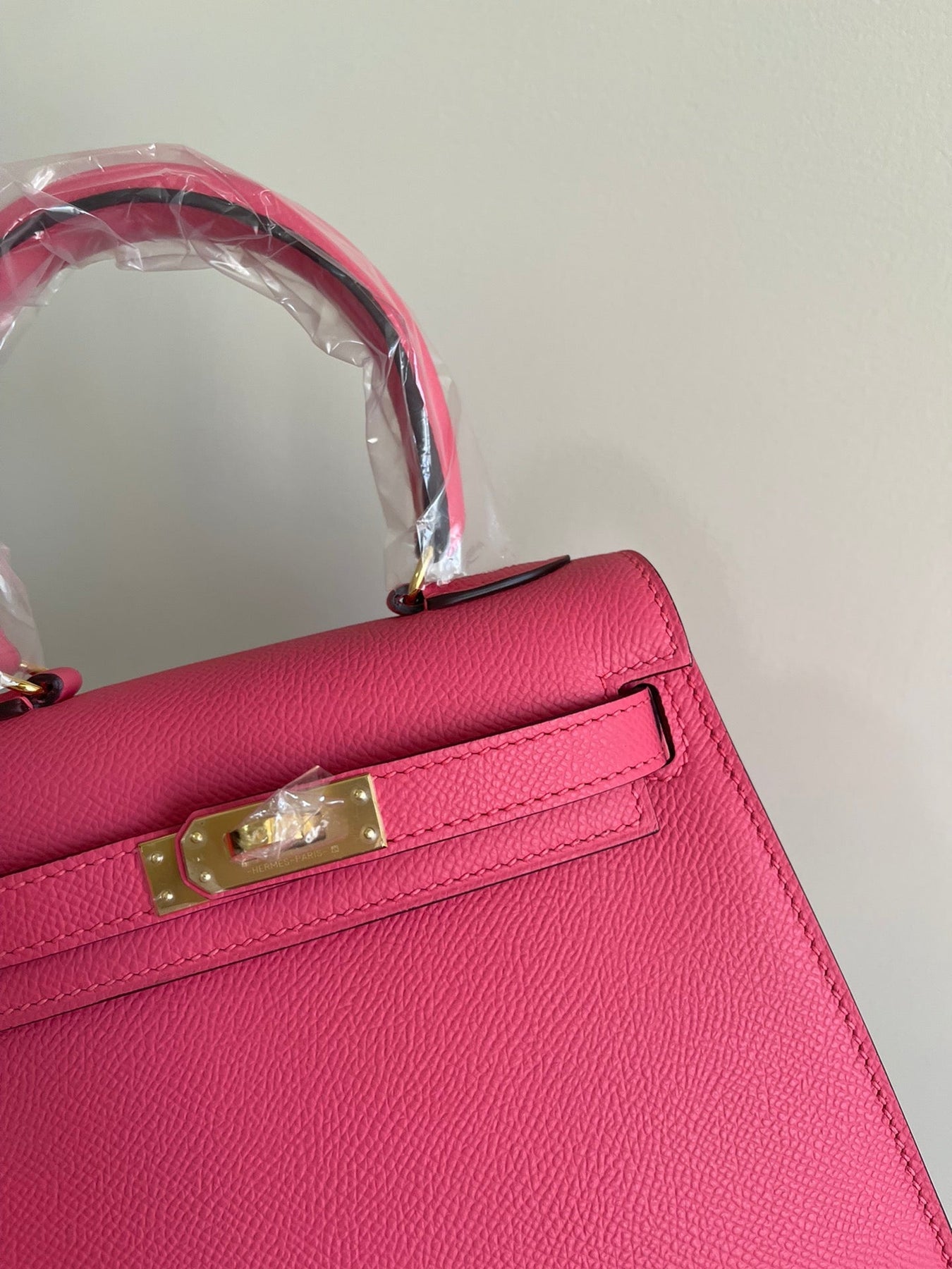 KELLY MINI 20 BAG IN RED PINK CALFSKIN WITH GOLD HARDWARE