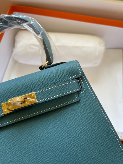 KELLY MINI 20 BAG IN PINE GREEN CALFSKIN WITH GOLD HARDWARE