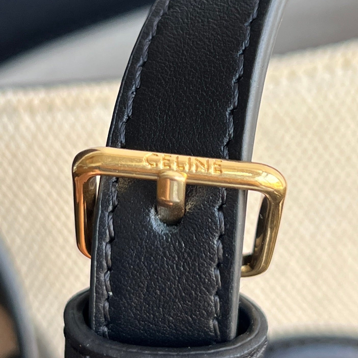 BUCKET CUIR TRIOMPHE 24 BLACK WHITE CALFSKIN