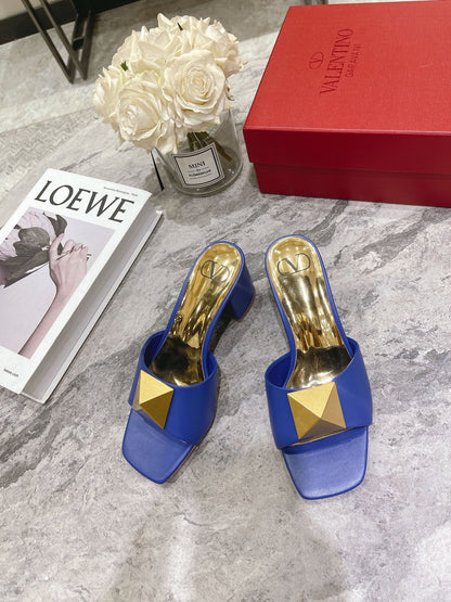 ONE STUD HEELED MULE 60 MM IN COBALT BLUE CALFSKIN