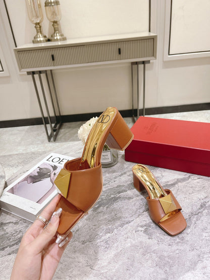 ONE STUD HEELED MULE 60 MM IN BRONZE BROWN CALFSKIN