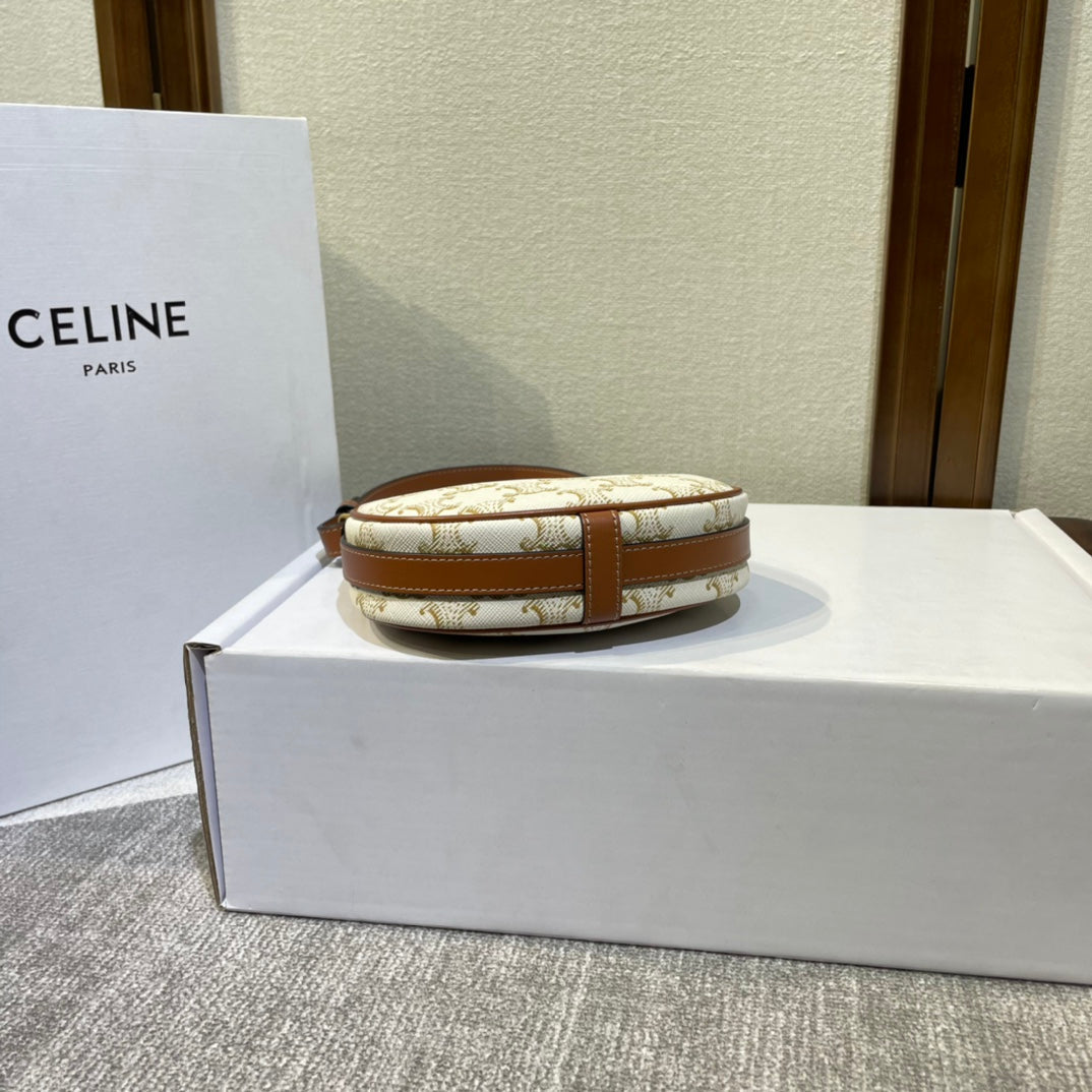 AVA BAG 75MM IN WHITE TRIOMPHE CANVAS AND CALFSKIN