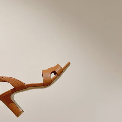 HOLY 75 SANDAL IN CINNAMON BROWN GRAINED CALFSKIN