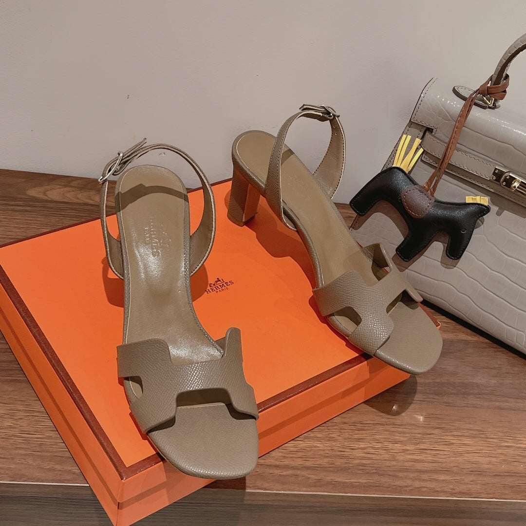 HOLY 75 SANDAL IN MEDIUM BROWN GRAINED CALFSKIN