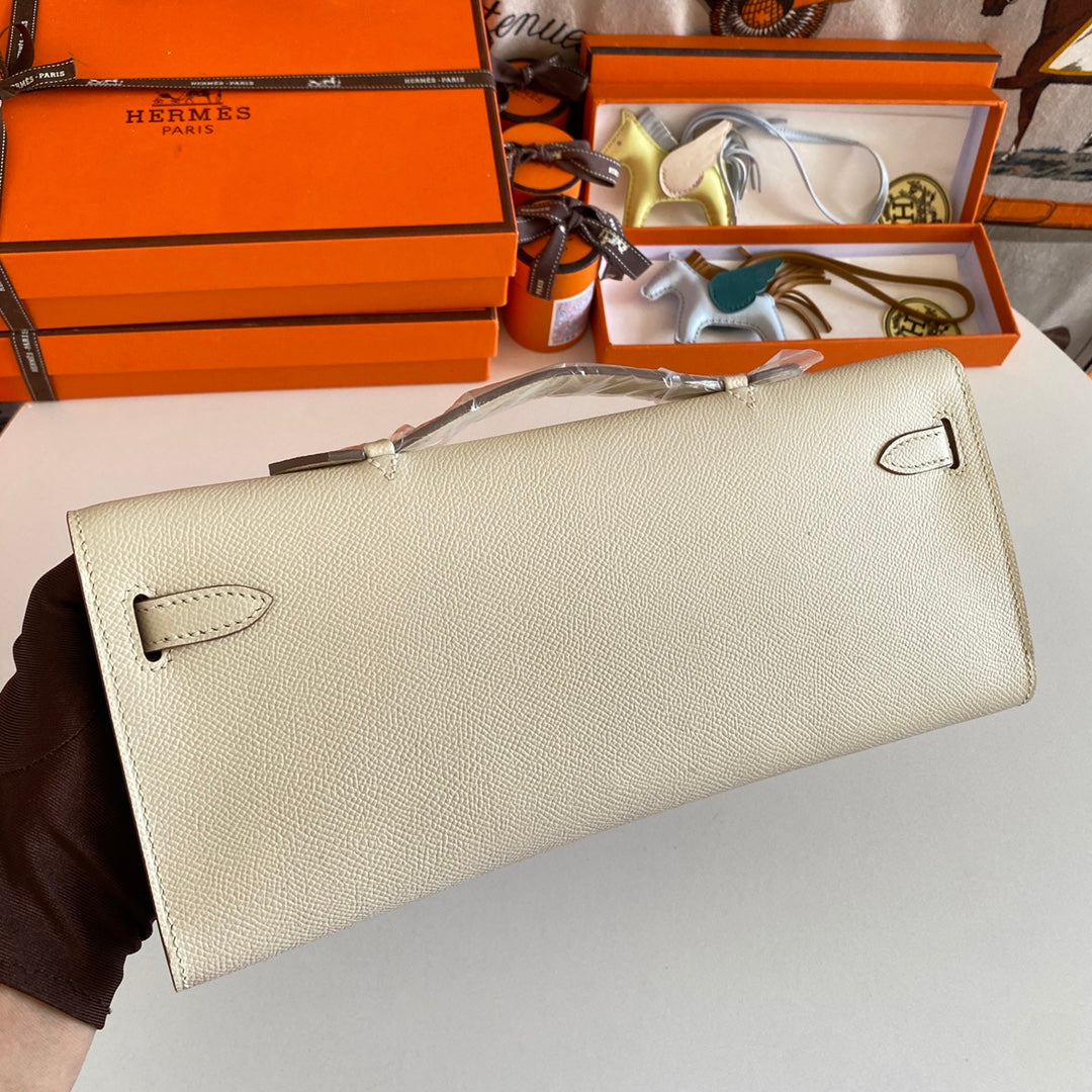 KELLY CUT 31 IN BEIGE CREAM CALFSKIN WITH SILVER HARDWARE