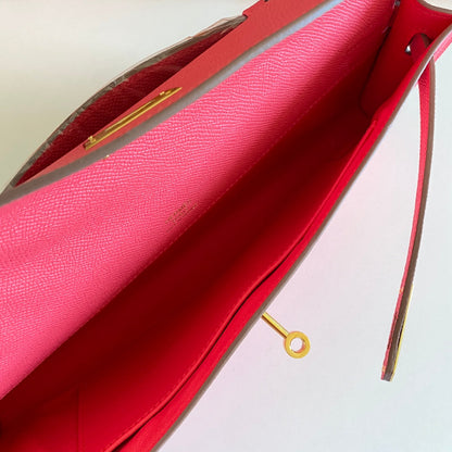 KELLY CUT 31 IN WATERMELON PINK CALFSKIN WITH GOLD HARDWARE