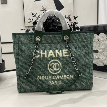 CC DEAUVILLE LARGE 38 TOTE BAG IN GREEN FOREST CANVAS WITH WHITE LOGO