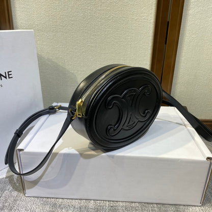 OVAL PURSE BAG 20 IN BLACK CALFSKIN