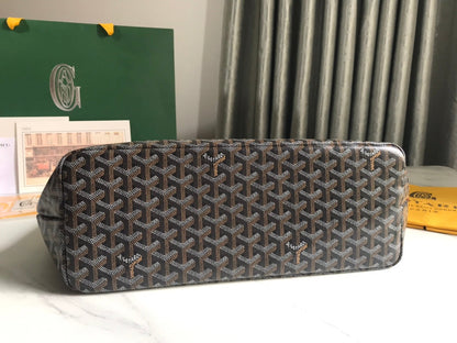CHIEN GRIS BAG 33 IN BLACK GOYARDINE CANVAS AND TAN CALFSKIN TRIM