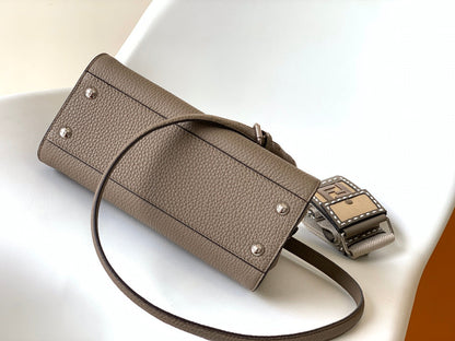 Peekaboo Mini Selleria Bag 23cm brown leather shw with 220 hand-sewn stitches